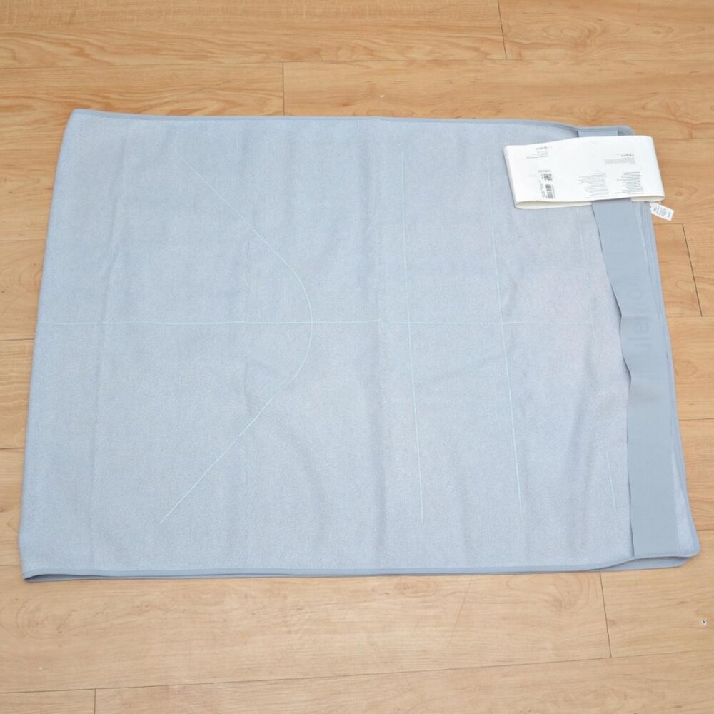 Lululemon Yoga Mat Towel with Grip BNWT